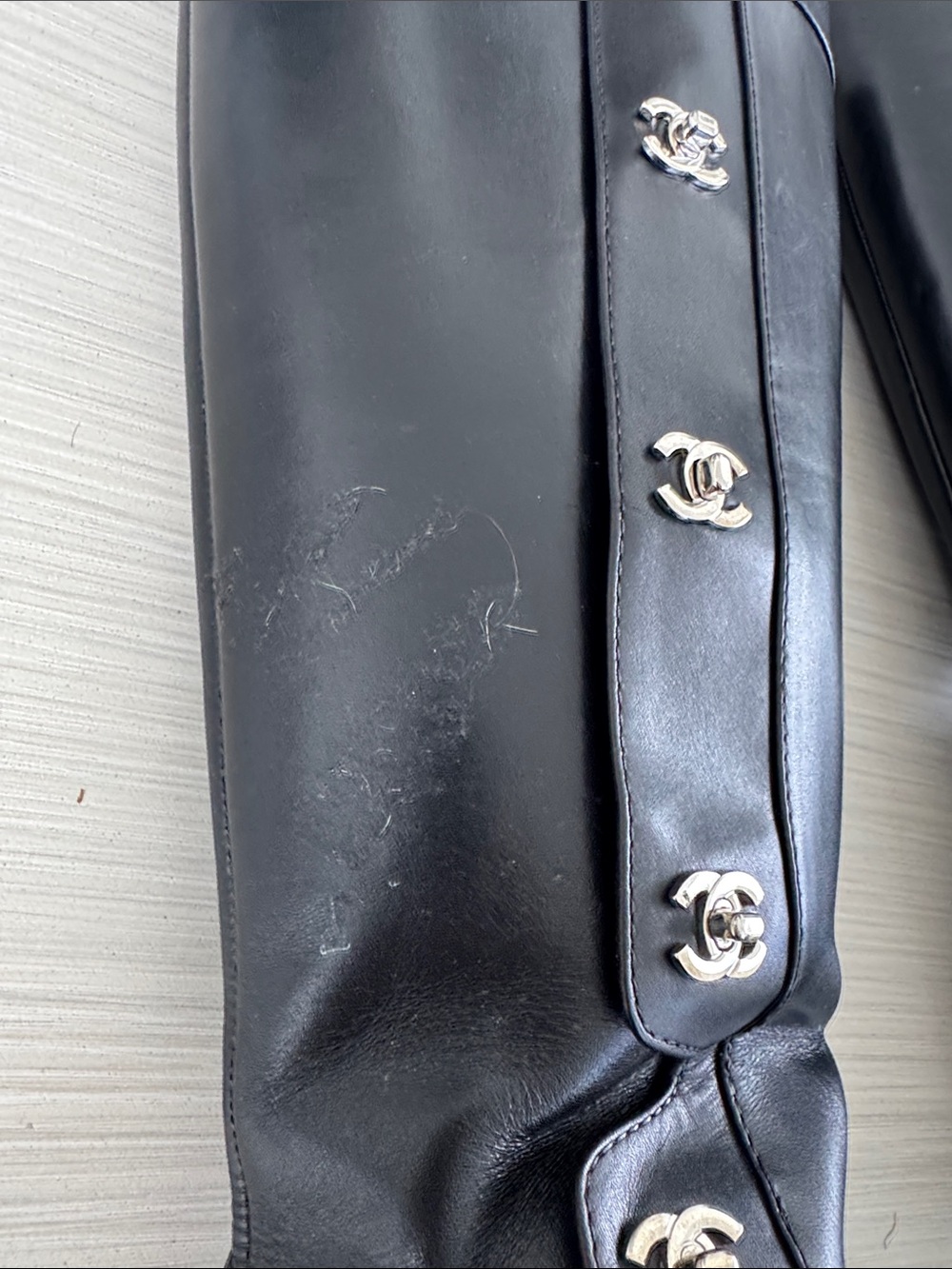 CHANEL boots - Picture 5 of 7
